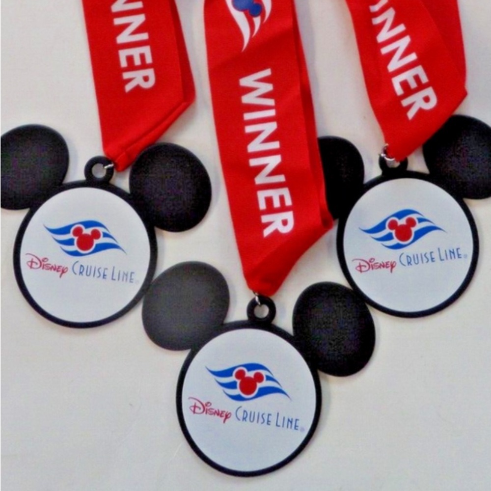 5 Disney Cruise Line DCL WINNER Mickey Mouse Lanyard Medal Red Black
